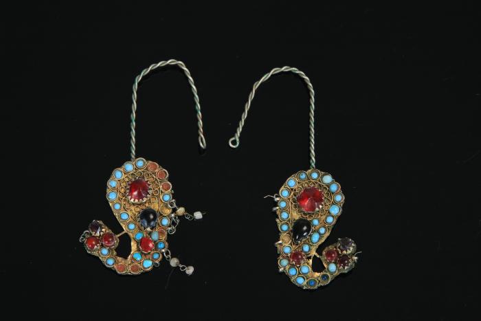 0435 khalka (ear-rings)Tashkent , nineteenth century